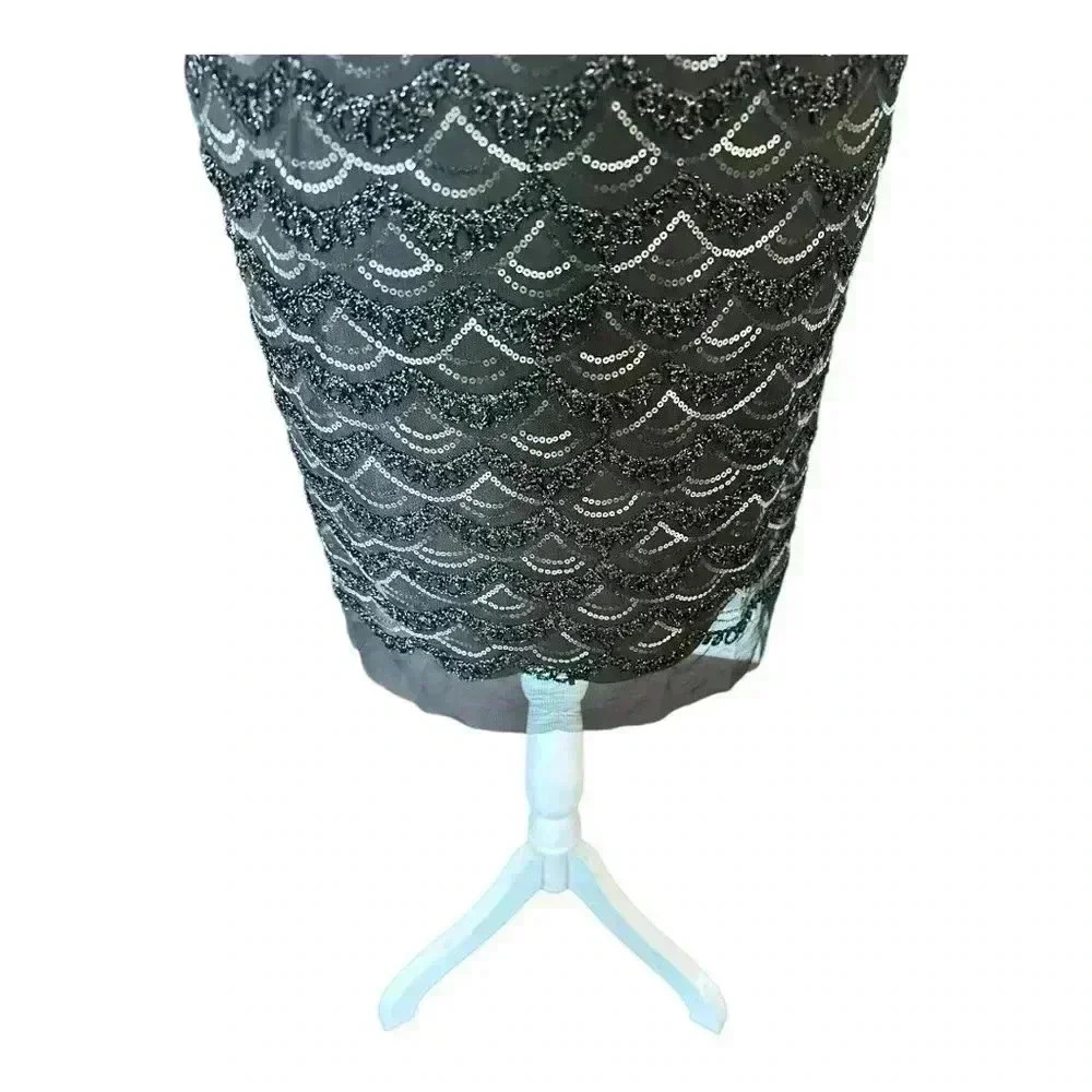 TFNC High Neck Mini Scallop Black & Silver Sequin Fitted Dress Women’s 6 - Picture 9 of 11